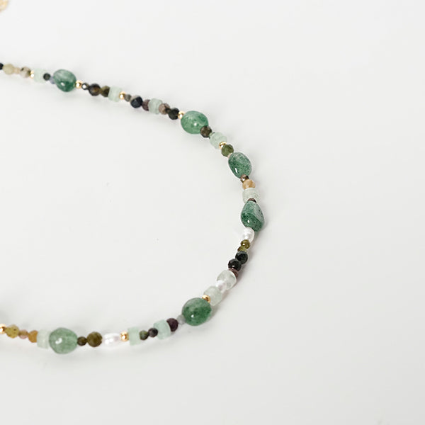 Choker pedras verde verdinhas - margê atelier