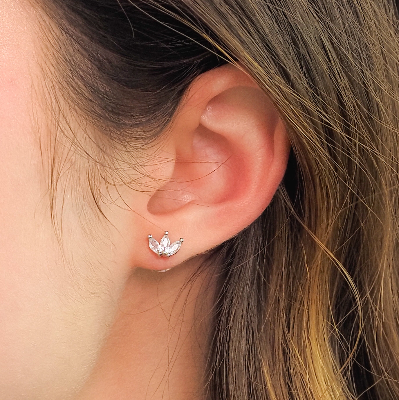 Brinco três navetes prateado