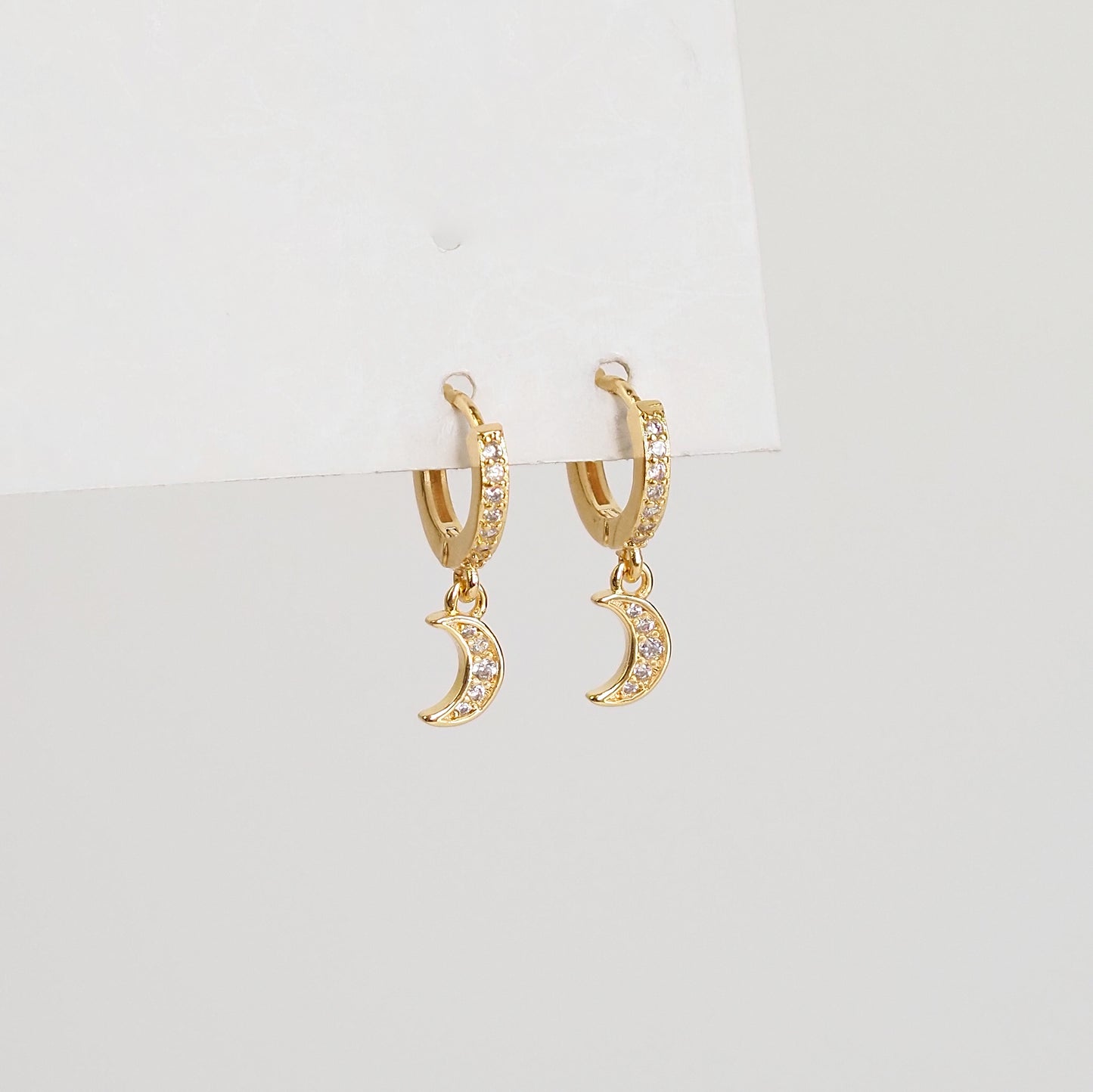 Argola lua dourado