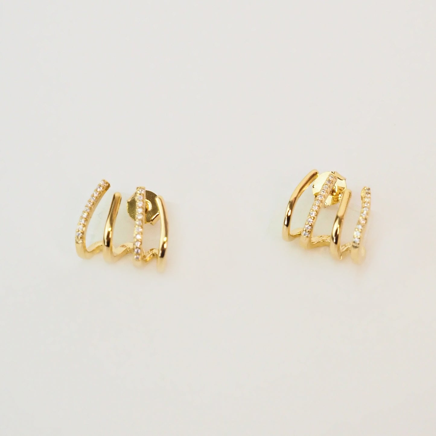 Brinco earcuff argolas dourado