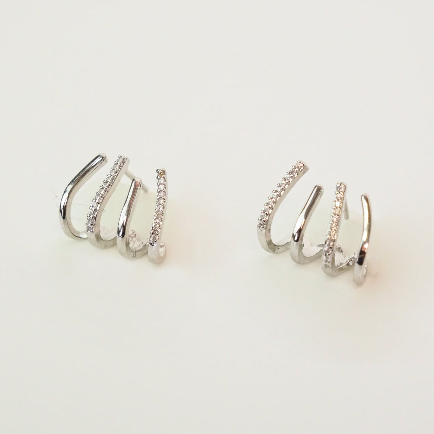 Brinco earcuff argolas ródio
