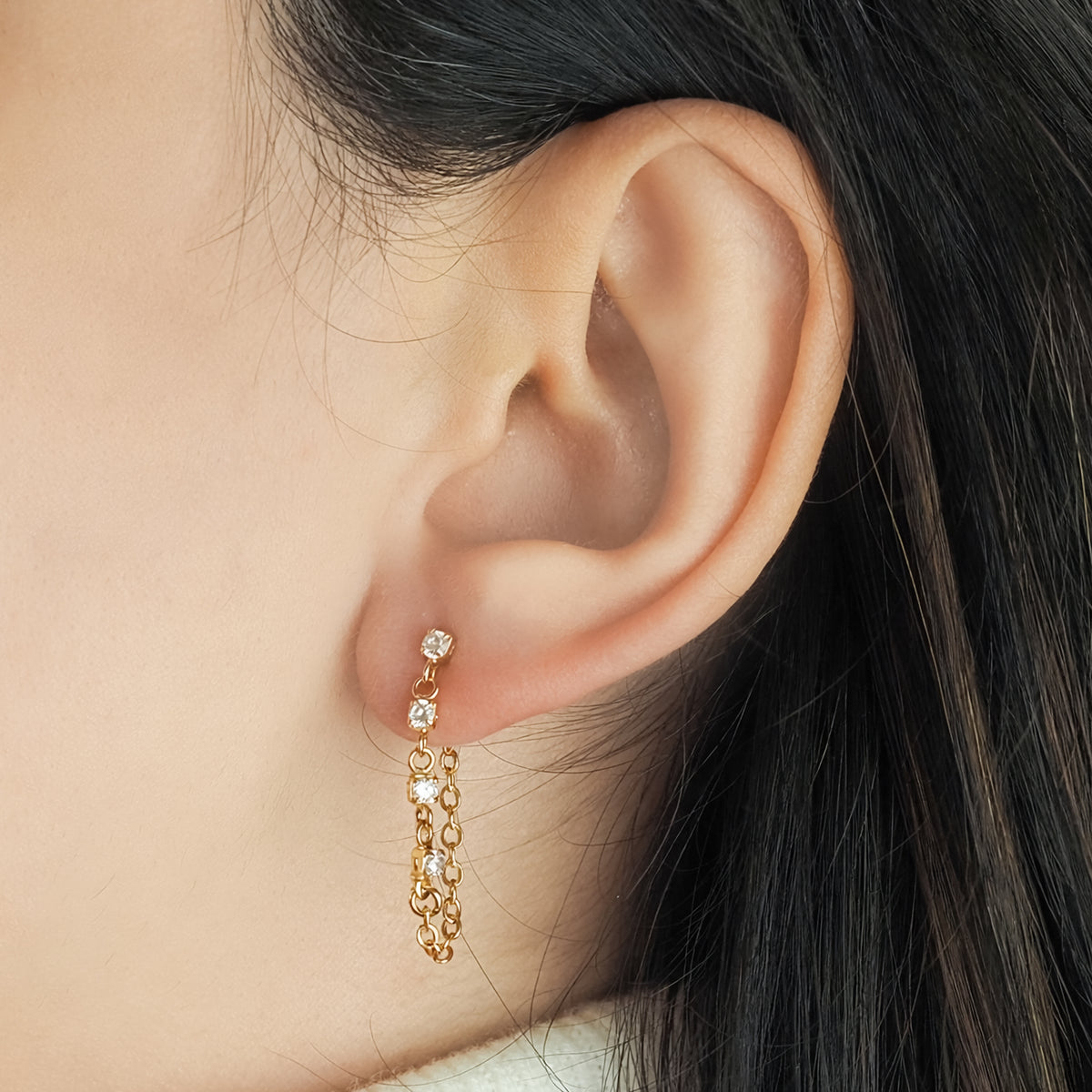 Brinco corrente 4 zirconias dourado - margê atelier