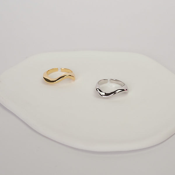 Anel ondulado prateado - margê atelier