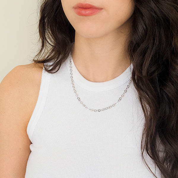 Choker elos círculos prateada