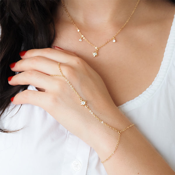 Hand Chain estrela dourado