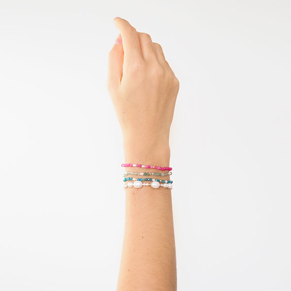 Pulseira pedras rosinha