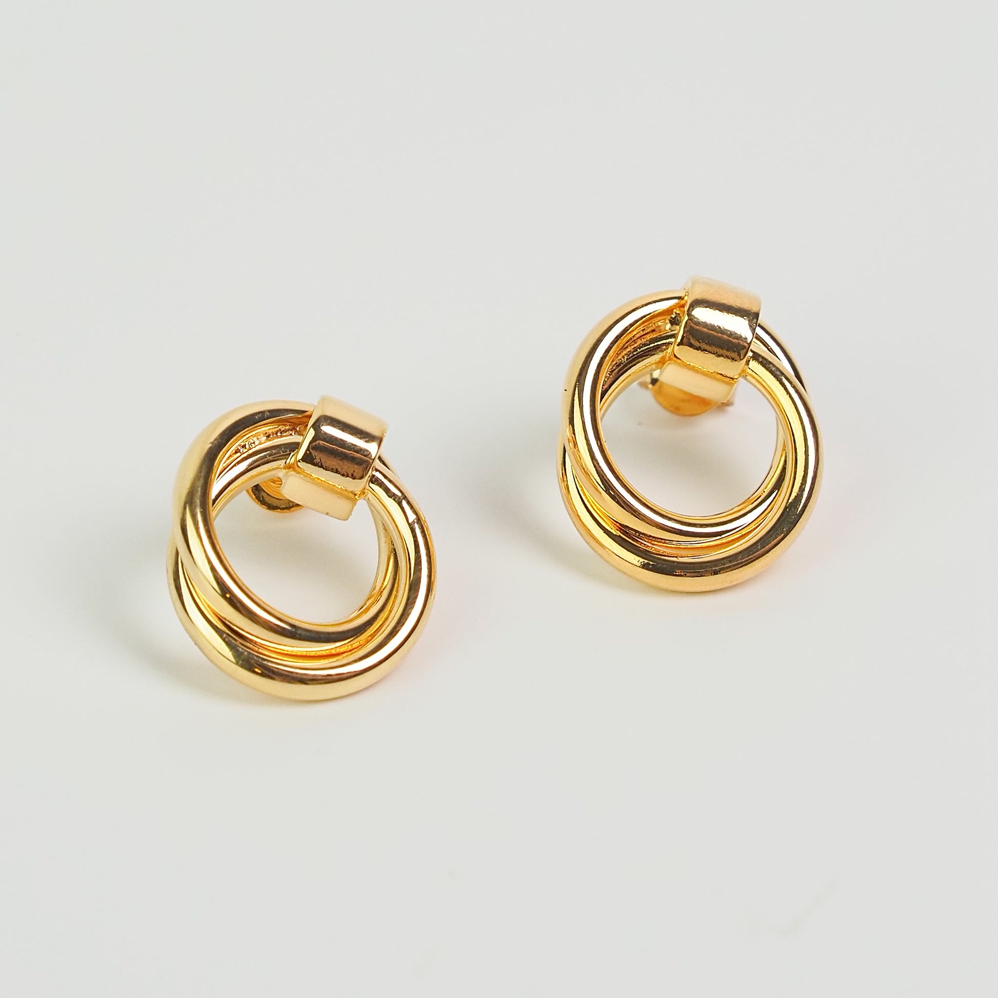 Brinco circo dourado - margê atelier