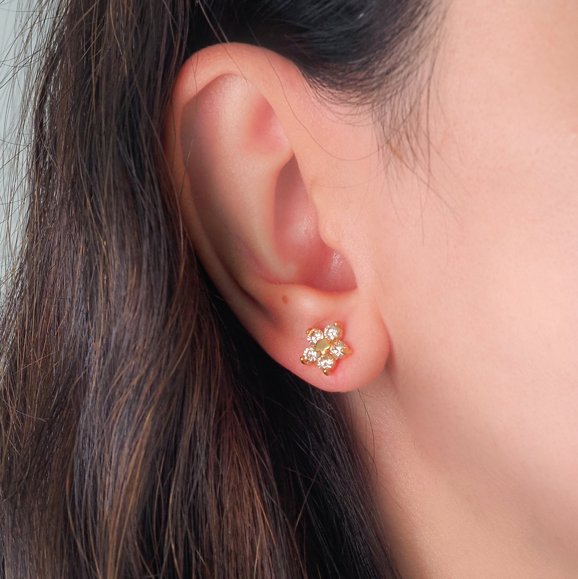 Brinco florido zirconia amarela dourado - margê atelier