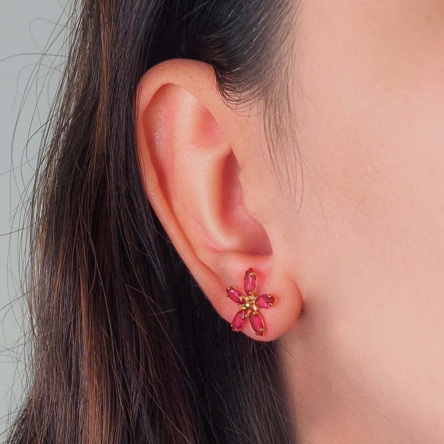 Brinco pétala rosa dourado - margê atelier