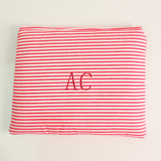 Necessaire Envelope Inicial Listras vermelha - margê atelier