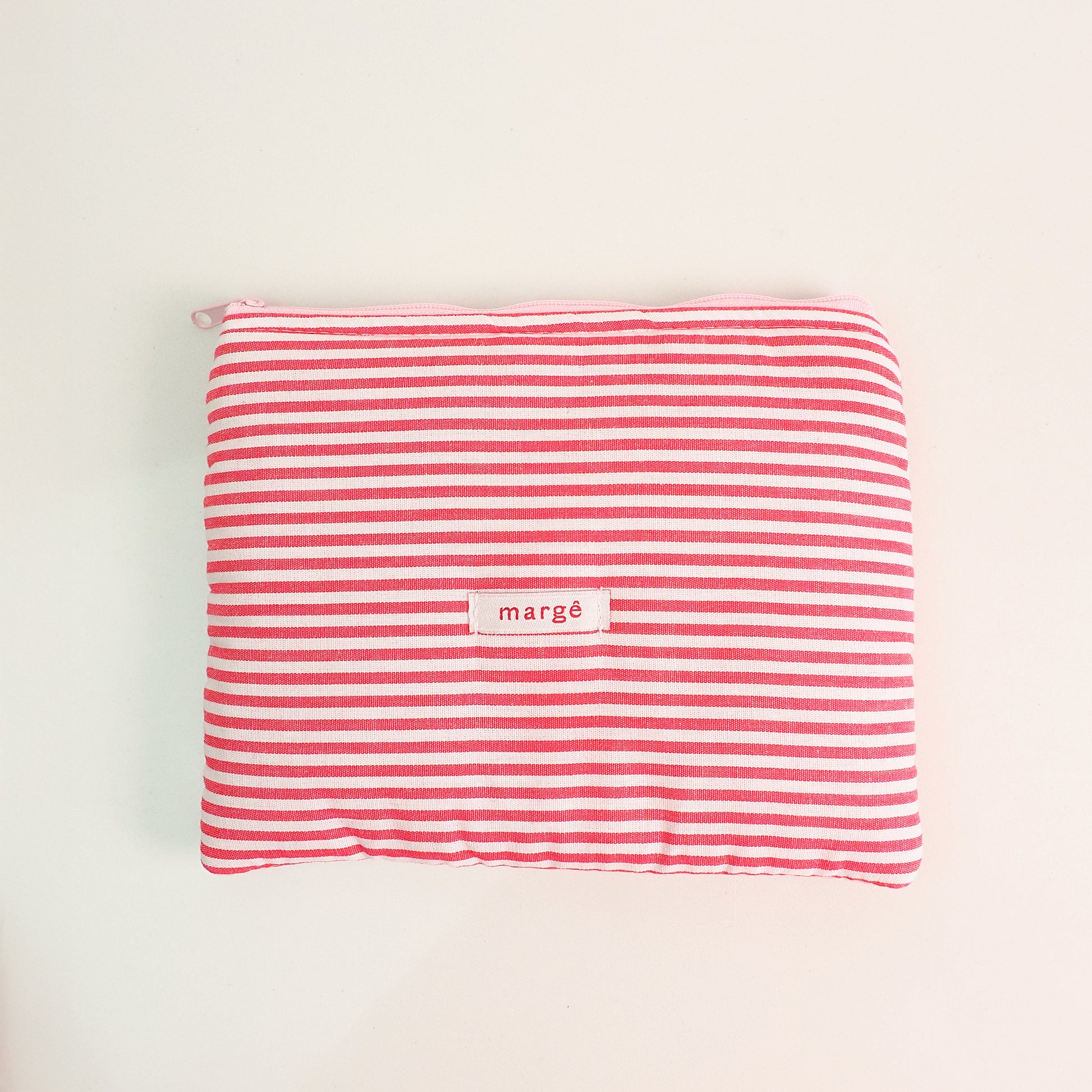 Necessaire Envelope Inicial Mini Listras vermelha - margê atelier