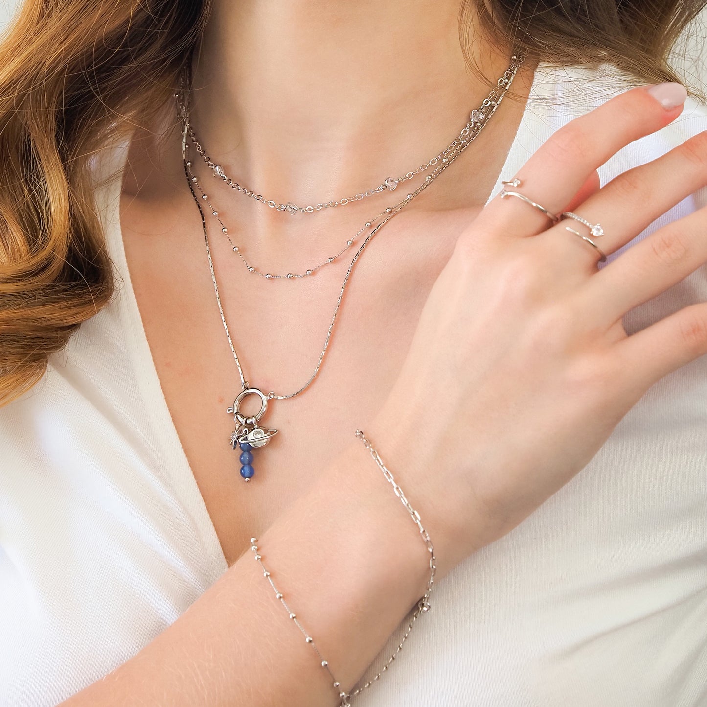 Charm planeta  prateado