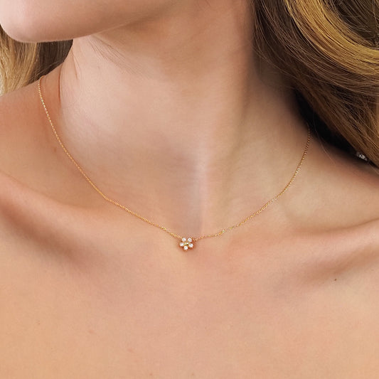 Colar flor zirconia dourado