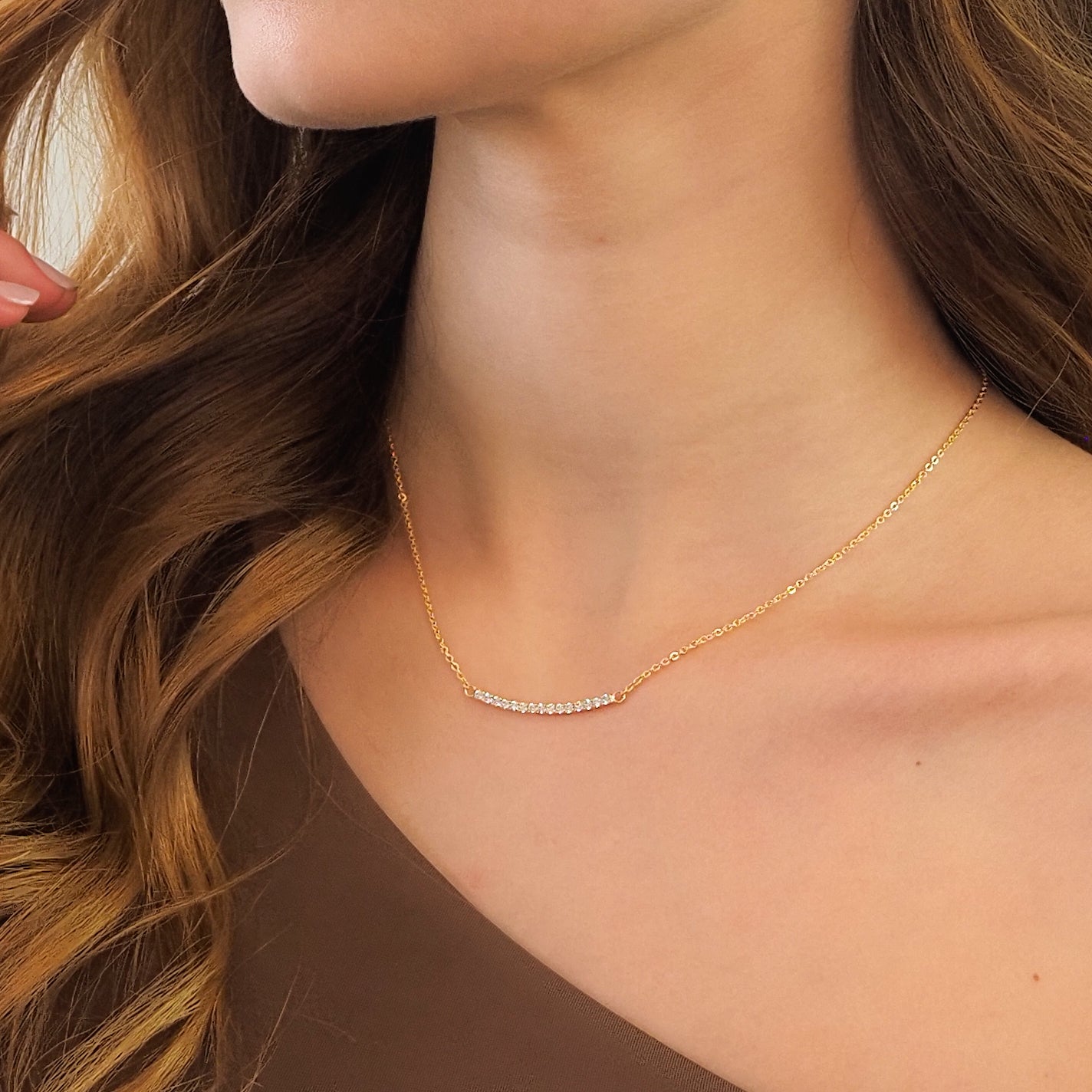 Colar arco zirconia dourado