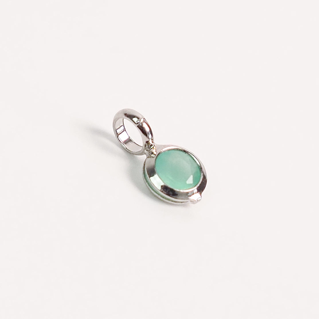 Charm zirconia verde prateado