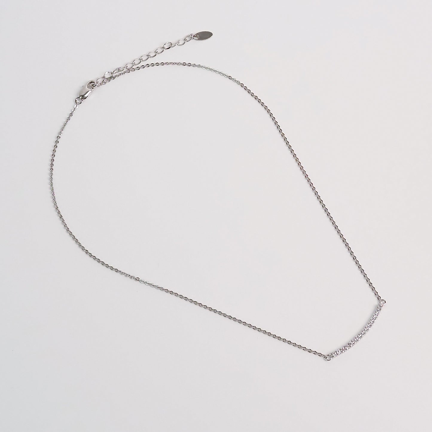 Colar arco zirconia prateada