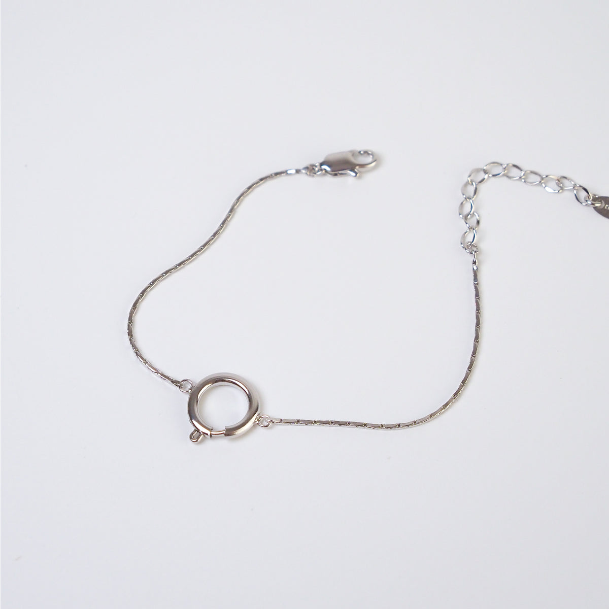 Pulseira charms prateada