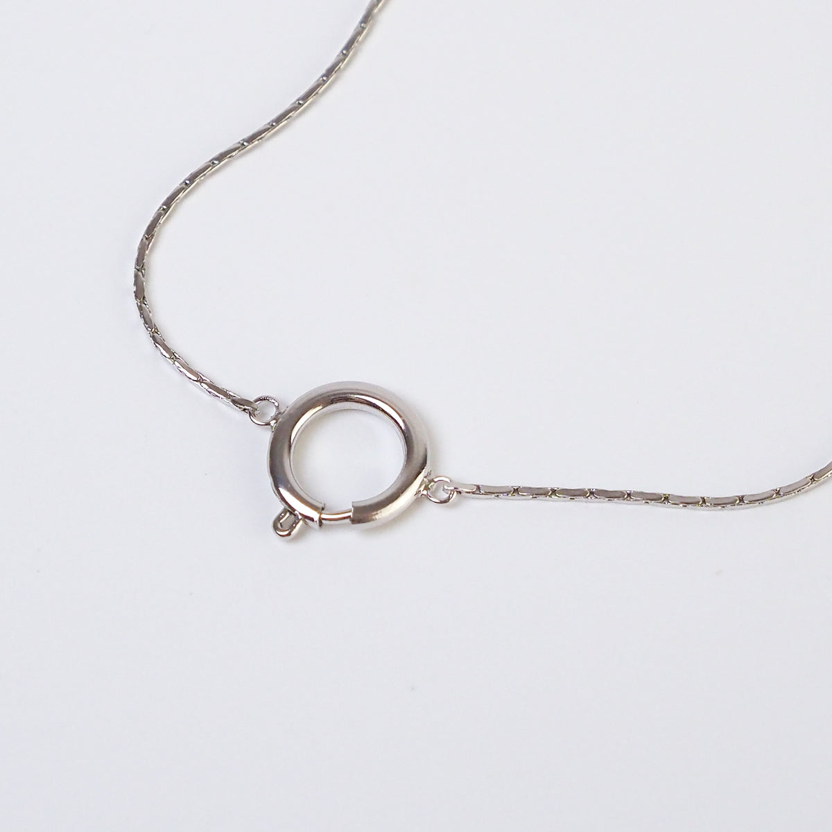 Pulseira charms prateada