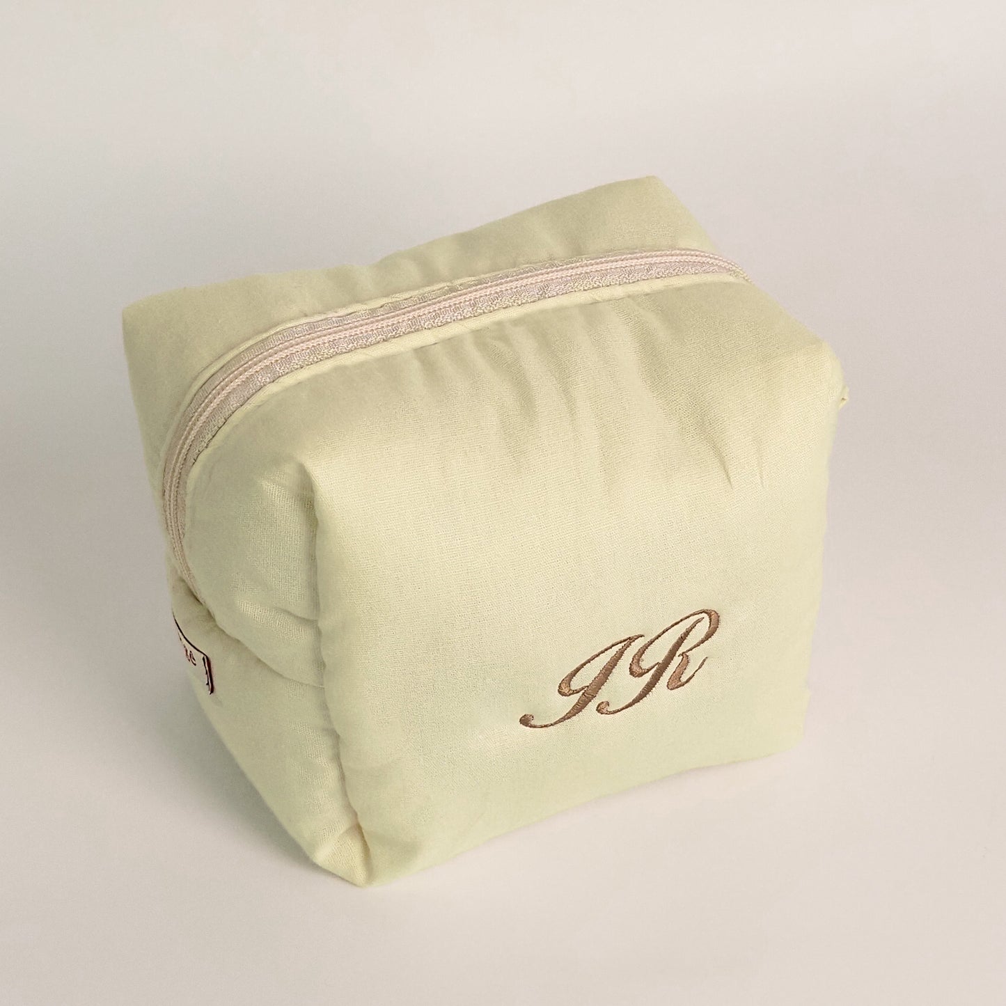 Necessaire Inicial Butter M - margê atelier