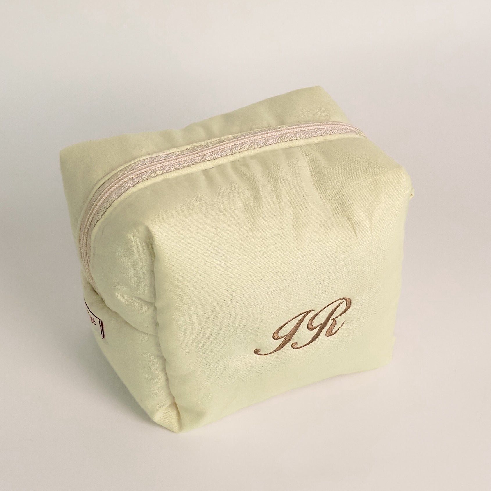 Necessaire Inicial Butter M - margê atelier
