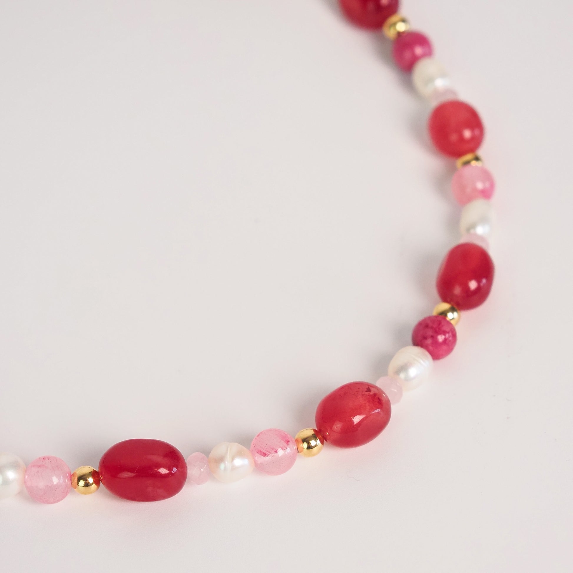 Colar Vermelho Rosa - margê atelier