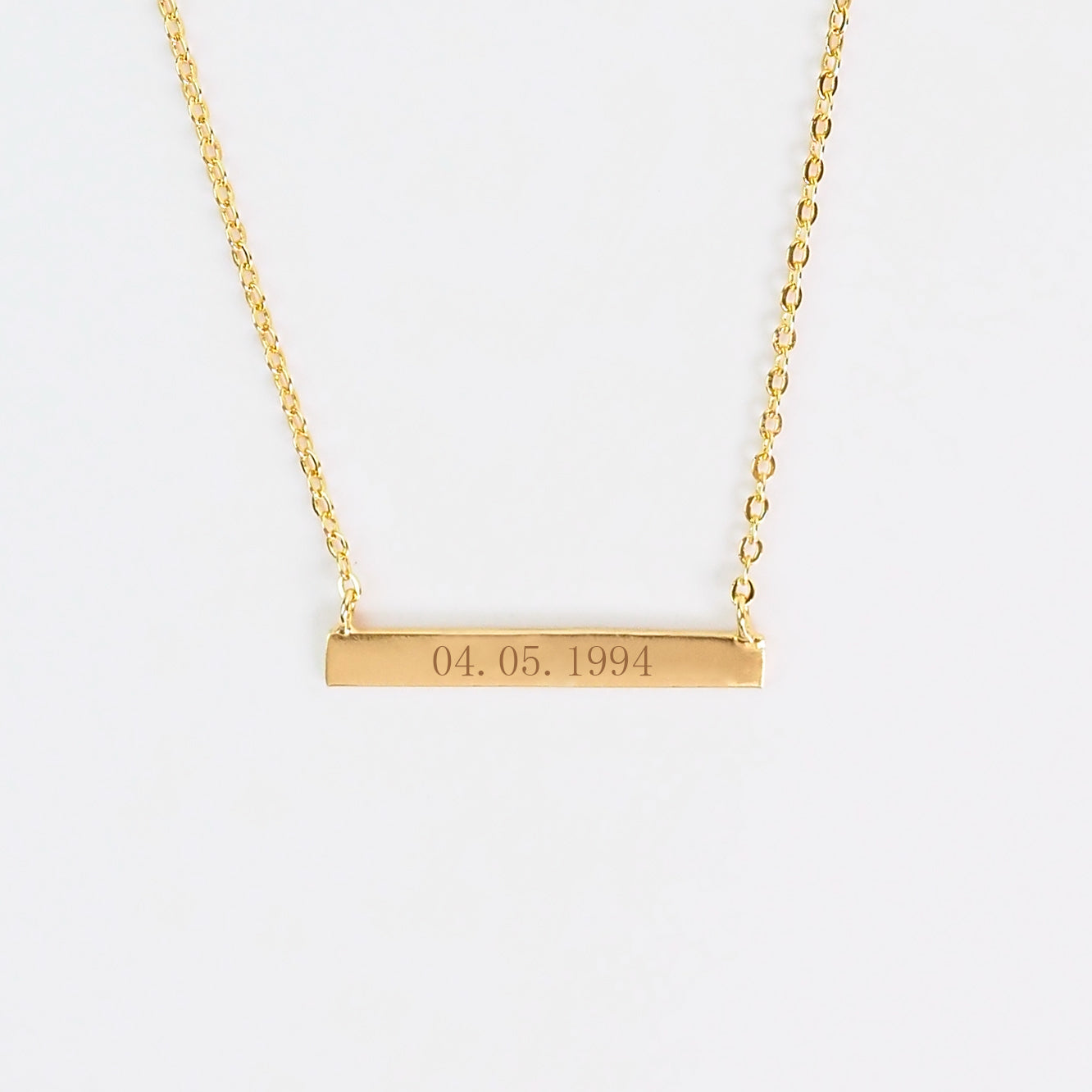 Colar inicial plaquinha dourado