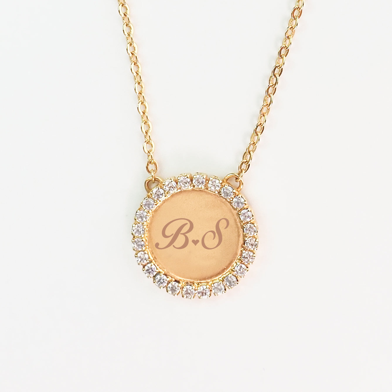 Colar Medalha Inicial zirconia dourada