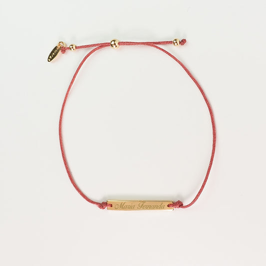 Pulseira inicial plaquinha terracota dourada