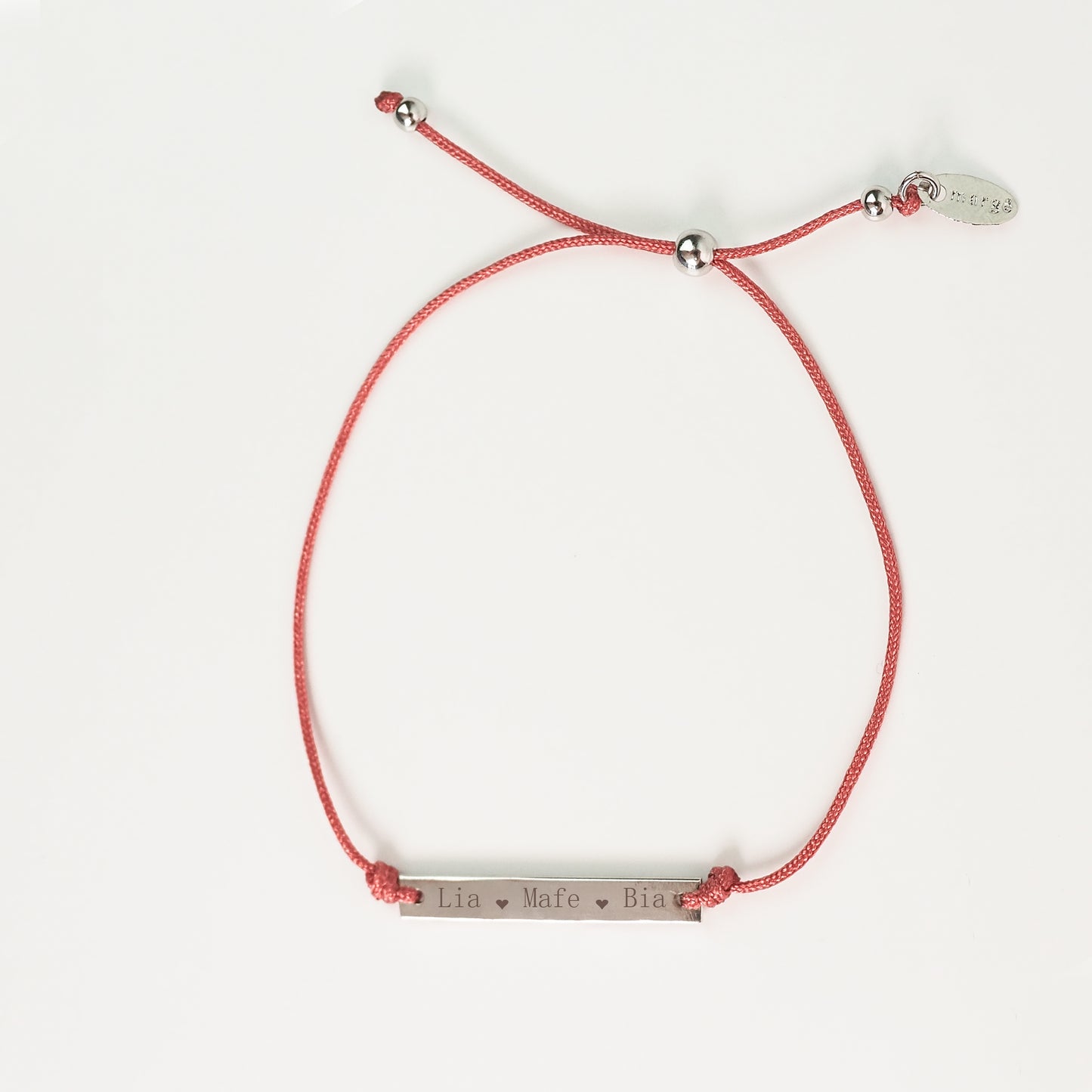 Pulseira inicial plaquinha terracota prateada