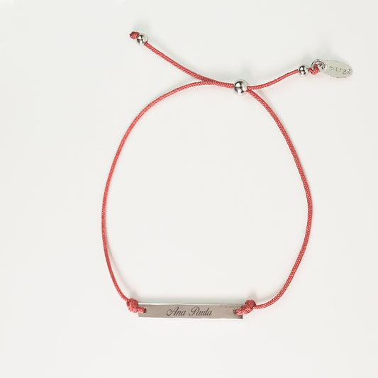 Pulseira inicial plaquinha terracota prateada