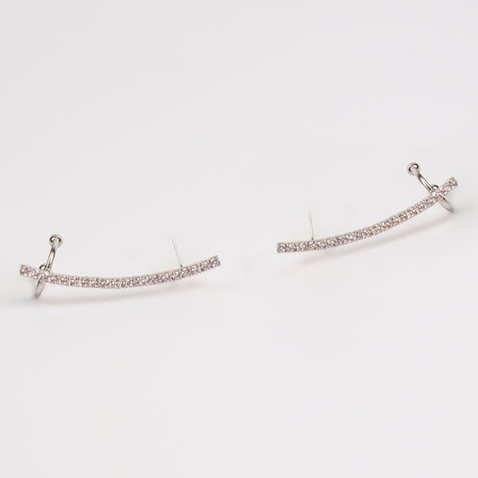 Earcuff arco zirconia prateada