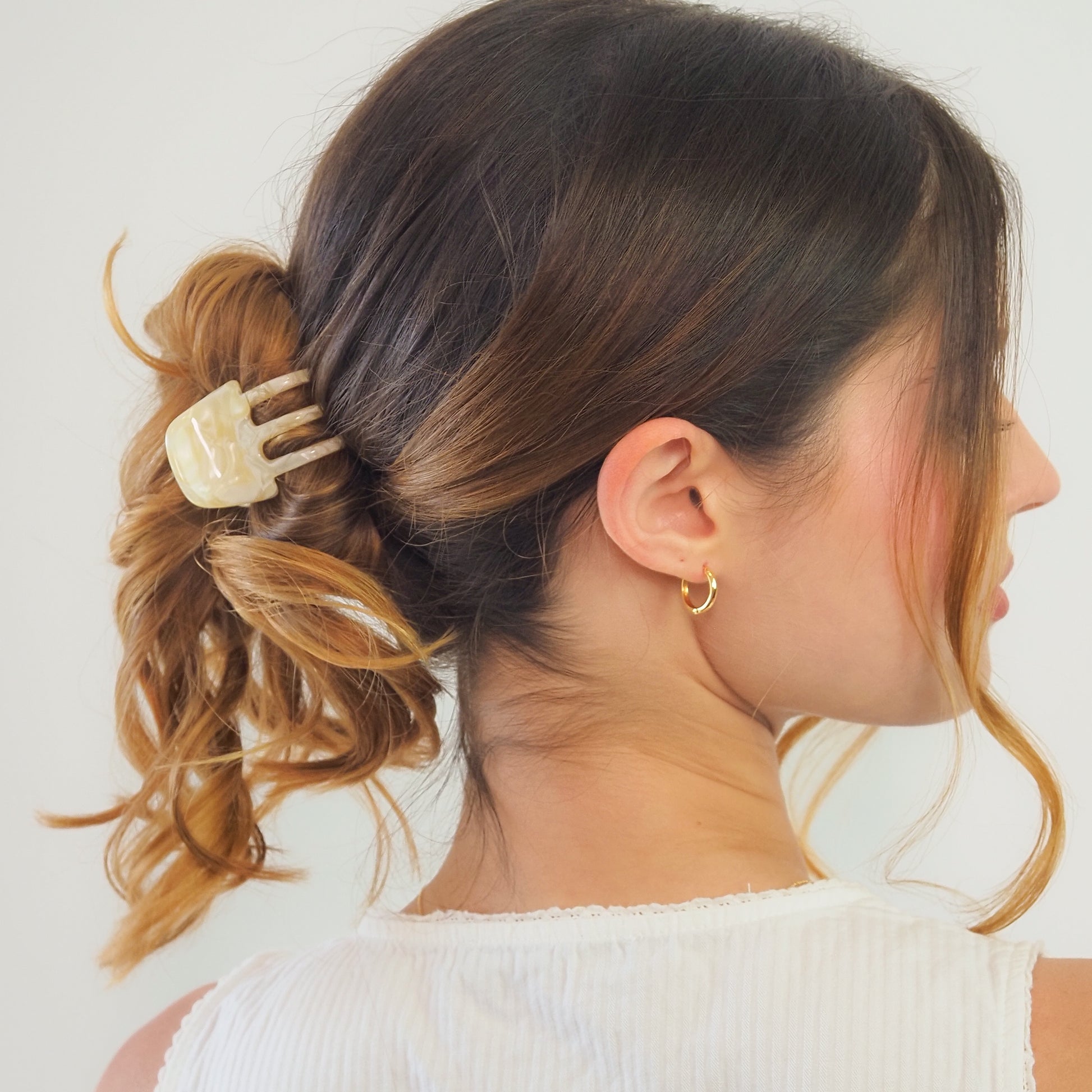 Piranha garra bege texturizada - margê atelier