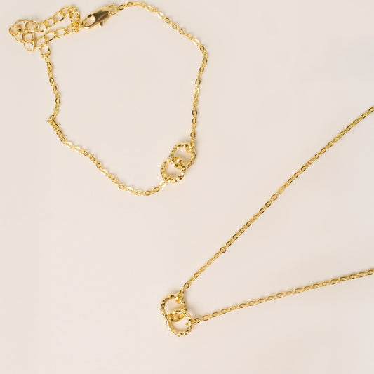 Kit colar e pulseira aliança dourado