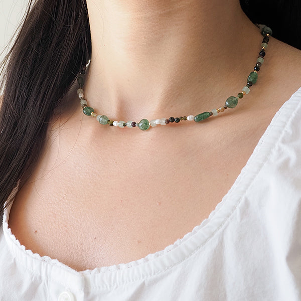 Choker pedras verde verdinhas