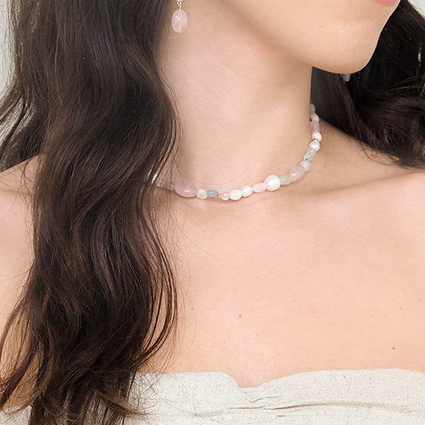 Choker pérolas pastel