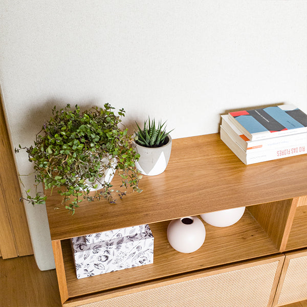 Vaso/ Cachepot em cimento cinza e branco G - margê atelier